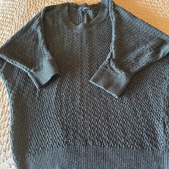 Spring/Fall sweater - Picture 2 of 4